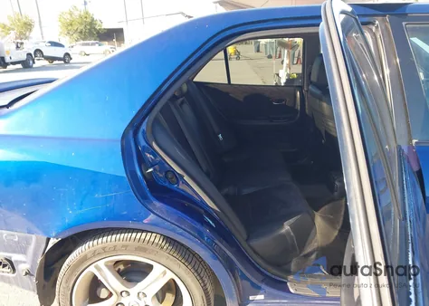 2001 Lexus Is 300 from USA, damaged, VIN JTHBD182310002088